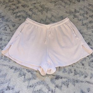 Brandy Melville Summer Thermal Shorts - Light pink